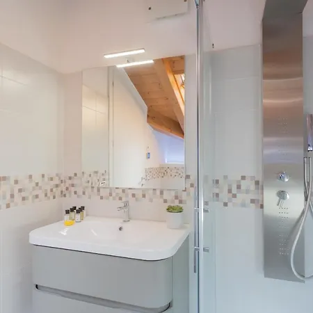 Lejlighed Dream View - Private By Rent Lezzeno