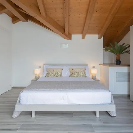 Dream View - Private By Rent Apartman