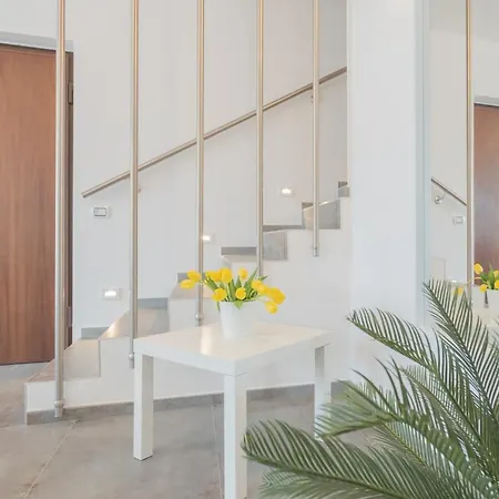 Dream View - Private By Rent Apartman